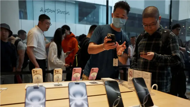 Apple Loses China’s Smartphone Market Share to Domestic Rivals as iPhone Sales Decline - TechResearch