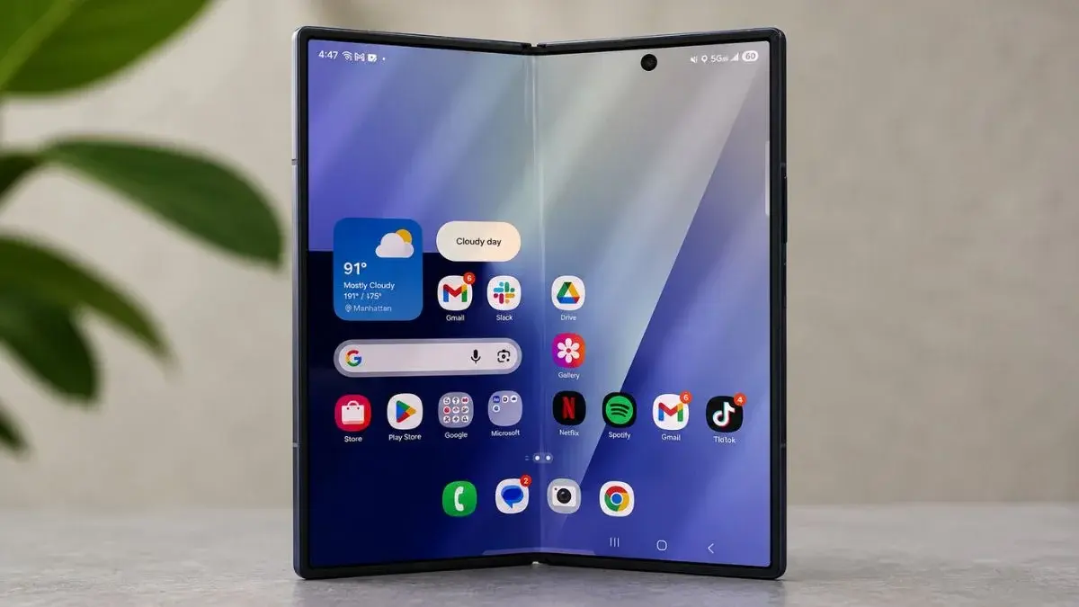 Samsung Galaxy Z Fold 8 Ultra