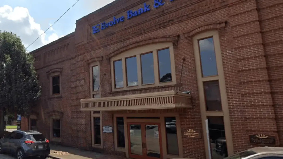 Evolve Bank’s Cyber Attack Exposes Risk Management Cracks in FinTech Evolve bank data breach