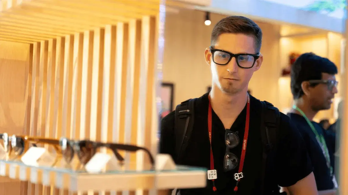 EssilorLuxottica to Launch New Smart Glass Features as it Expands Production Capacity Essilorluxottica Smart Glasses