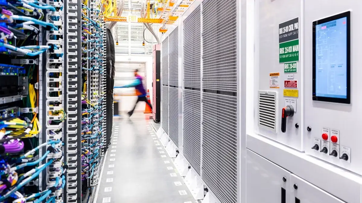 Amazon Expands Data Centers in Australia with $13B Green Energy Plan Amazon data centres in Australia