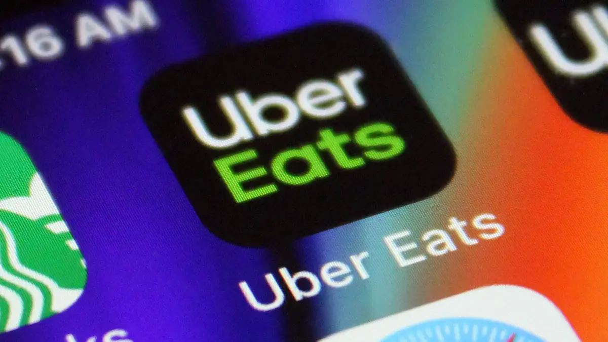 Uber Eats Adds Live Chat and AI Tools to Boost Merchant-Customer Experience Uber Eats Merchant Messaging