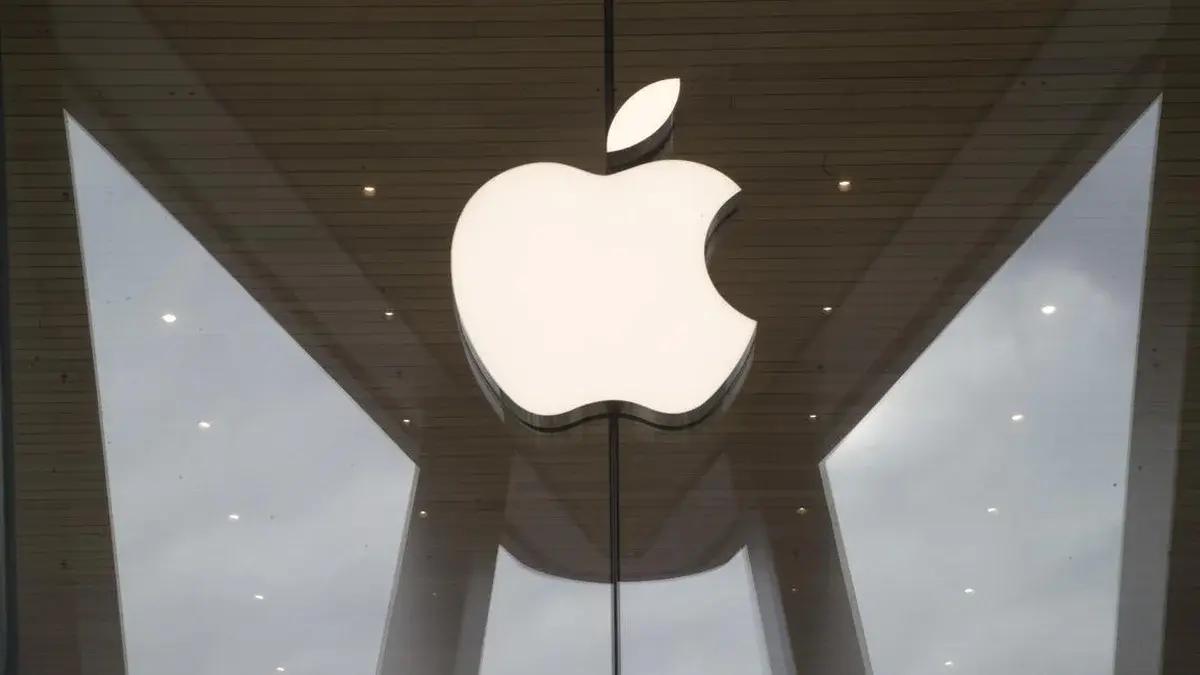 Apple’s AI Strategy Shifts as Siri May Get Powered by Anthropic or OpenAI Apple AI Strategy