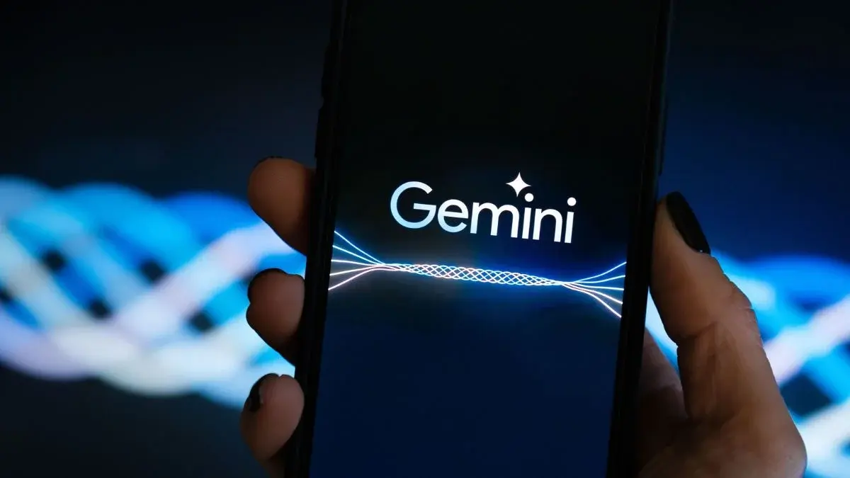 Google Tests Feature that Lets Users Import AI Chats to Gemini Google Gemini import AI chats